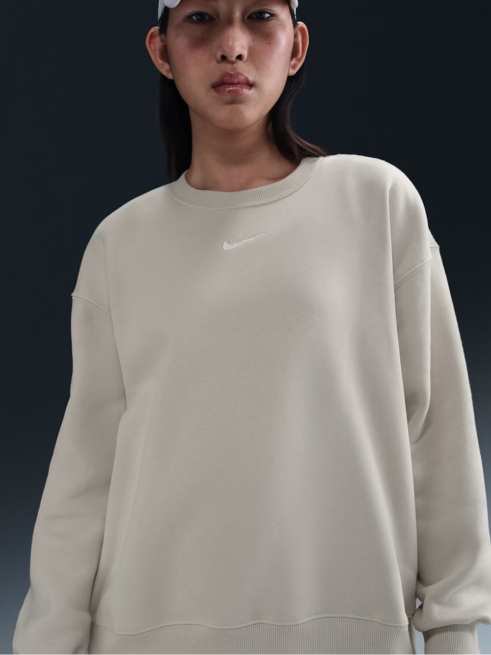 Nike oversized Crewneck Sweatshirt size S